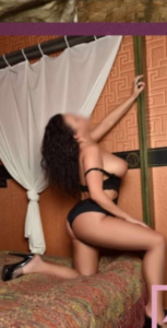Laura7